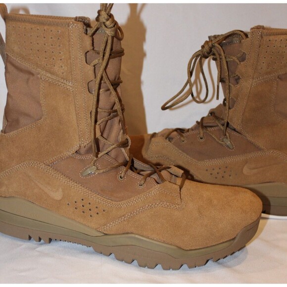 Nike SFB Field 2 8\